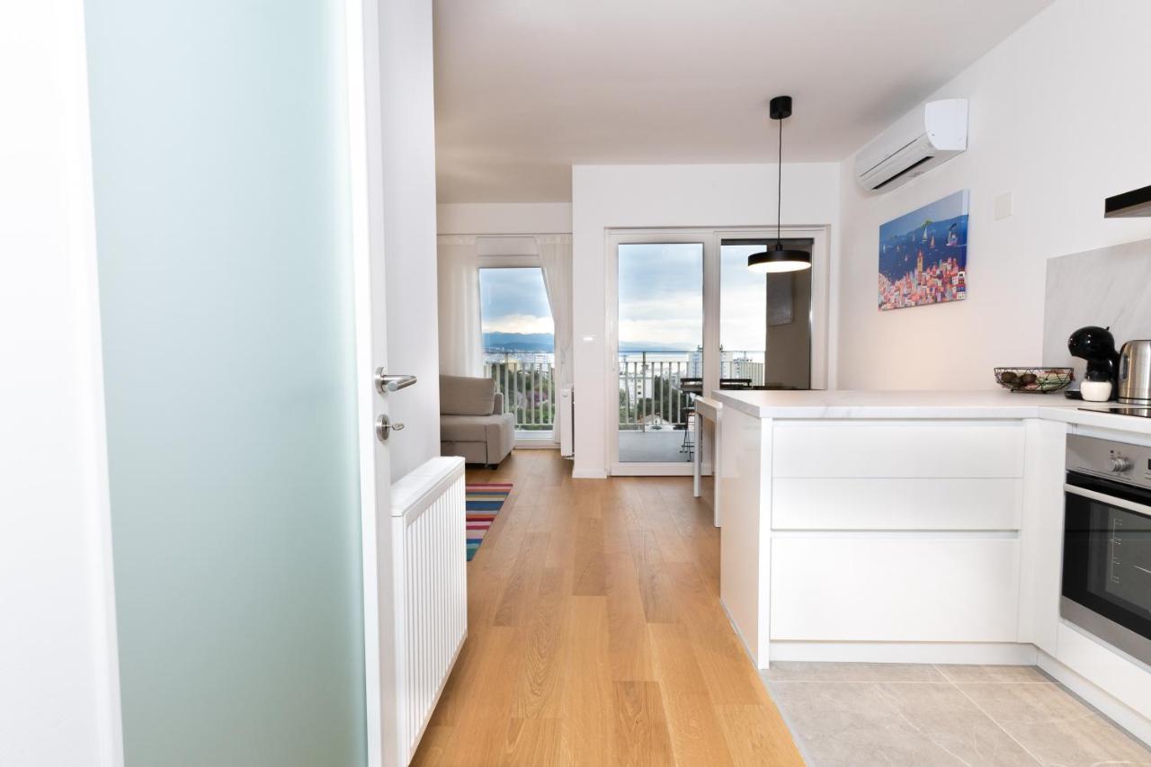 Apartment Pia Rijeka Bagian luar foto