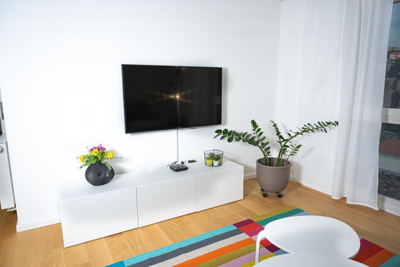 Apartment Pia Rijeka Bagian luar foto